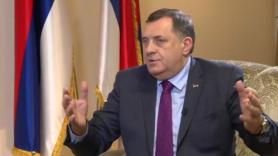 n1srbija's tweet card. Milorad Dodik poručio da se u Sarajevu ne sme dozvoliti "dodatna islamizacija", pri čemu je Bošnjake nazvao "Turcima".