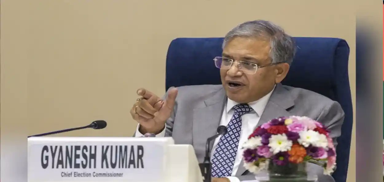 AssamAwaz's tweet card. অসমত ভোটাৰ তালিকাৰ ‘বিশেষ সংশোধনী’ প্ৰক্ৰিয়া আৰম্ভ কৰা হ’ব বুলি নিৰ্বাচন আয়োগে ঘোষণা কৰিছে। এই 'বিশেষ সংশোধনী’ৰ বাবে ২২ নৱেম্বৰৰ পৰা ২০ ডিচেম্বৰলৈ বিএলঅ’সকল ঘৰে ঘৰে যাব। ২৭ ডিচেম্বৰত খচৰা ভোটাৰ...