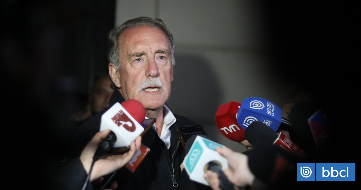 biobio's tweet card. El candidato presidencial independiente, Eduardo Artés, advirtió a los candidatos José Antonio Kast (Rep) y Johannes Kaiser (PNL), asegurando que...