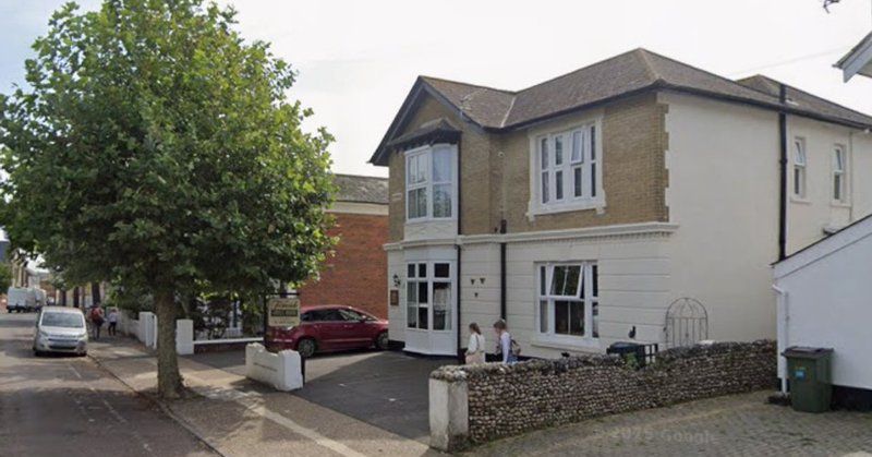 Tweet card summary image