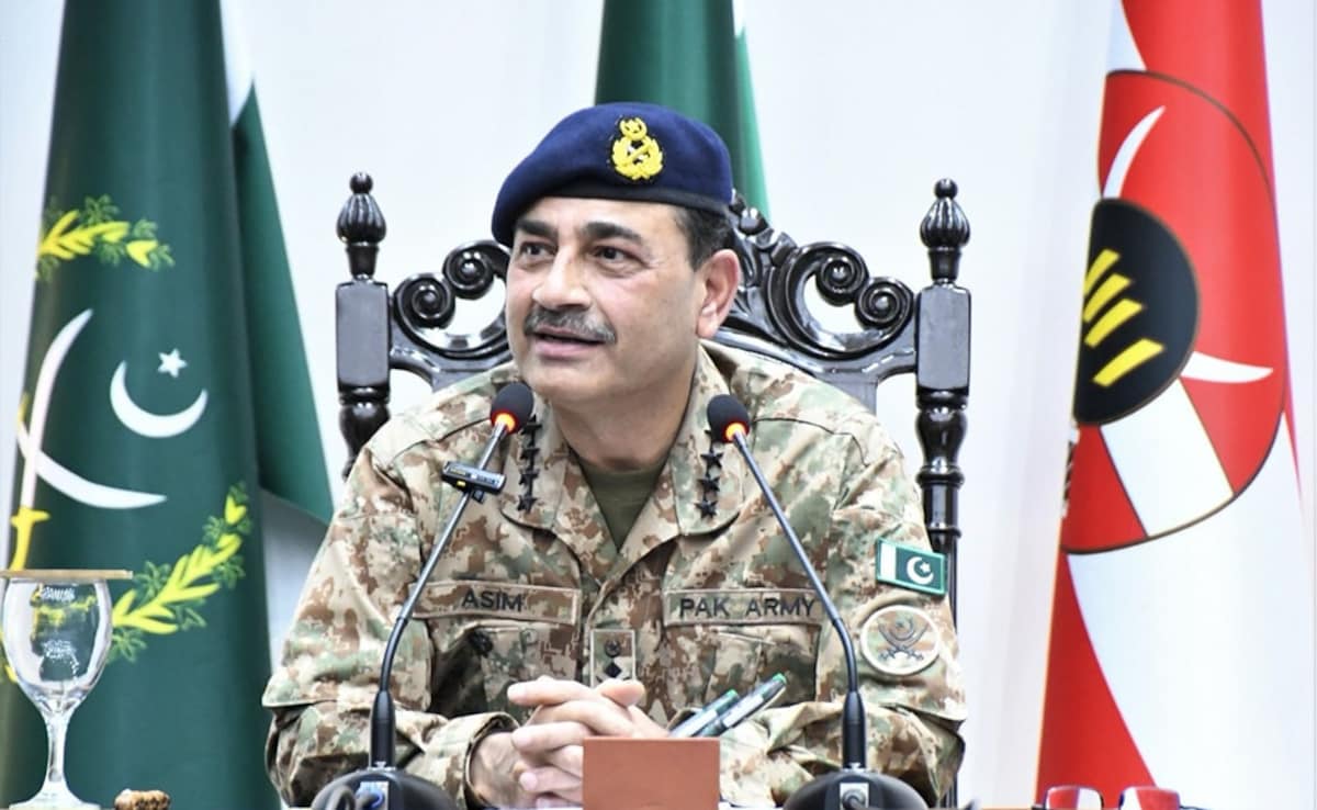 tilakjha's tweet card. Pakistan's Army Chief Asim Munir has openly warned of a "nuclear war" from American soil. Addressing an event in Tampa, Florida, Pakistan's de facto military ruler threatened to take down "half the...