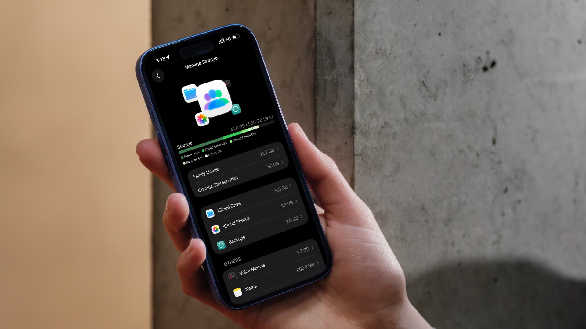 iDownloadBlog's tweet card. Learn how to track how much iCloud storage each member of your family is using, and keep your digital space in check.