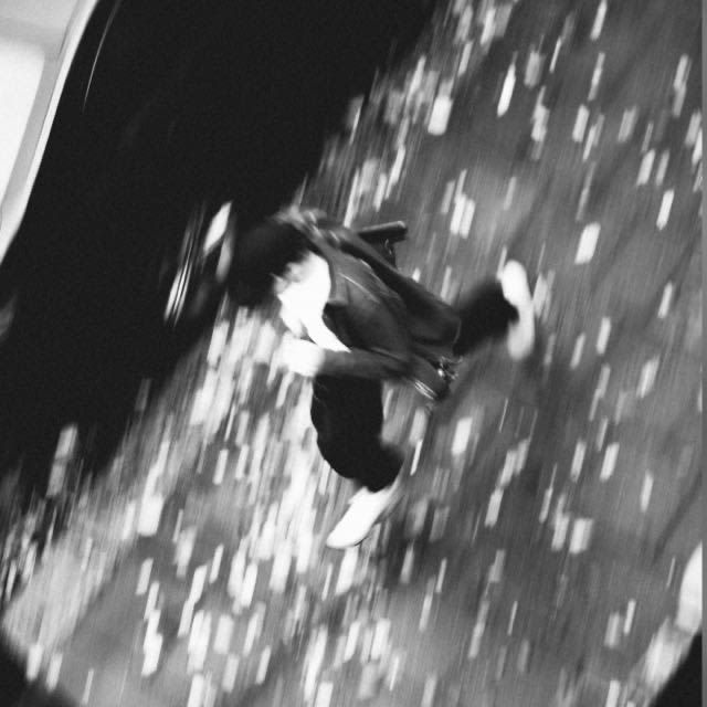 millichamp_'s tweet card. wouldyouseeme