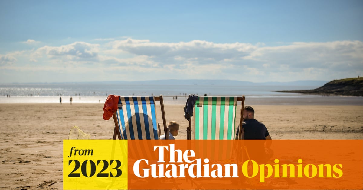 CSSolicitor's tweet card. People think our four-day week and 11-month year are radical, or that we’re lazy snowflakes. To me, it’s just common sense, says CEO Jo Hunter