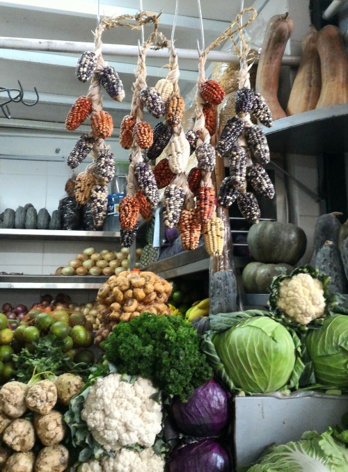 GeekBug's tweet card. #day68 #Lima #Perù #miraflores #mercato #surquillo #beach #surf #maracuja