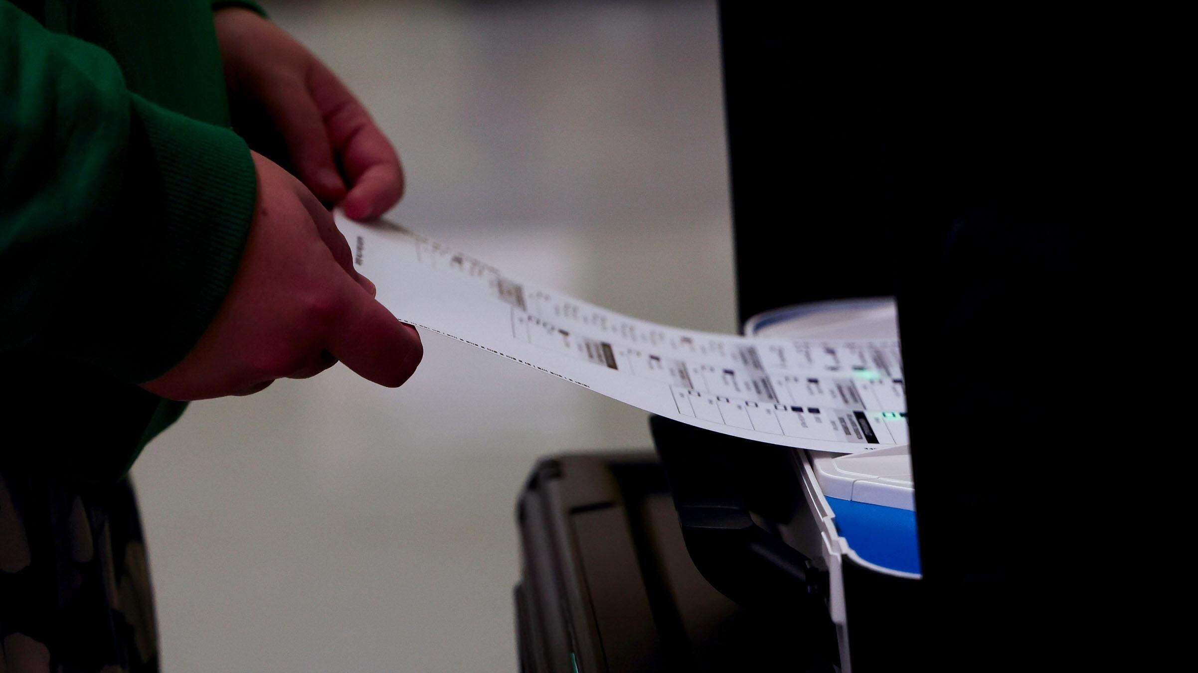 heraldleader's tweet card. Don’t worry, you’ll see plenty of yard signs popping up soon for 2026 races.