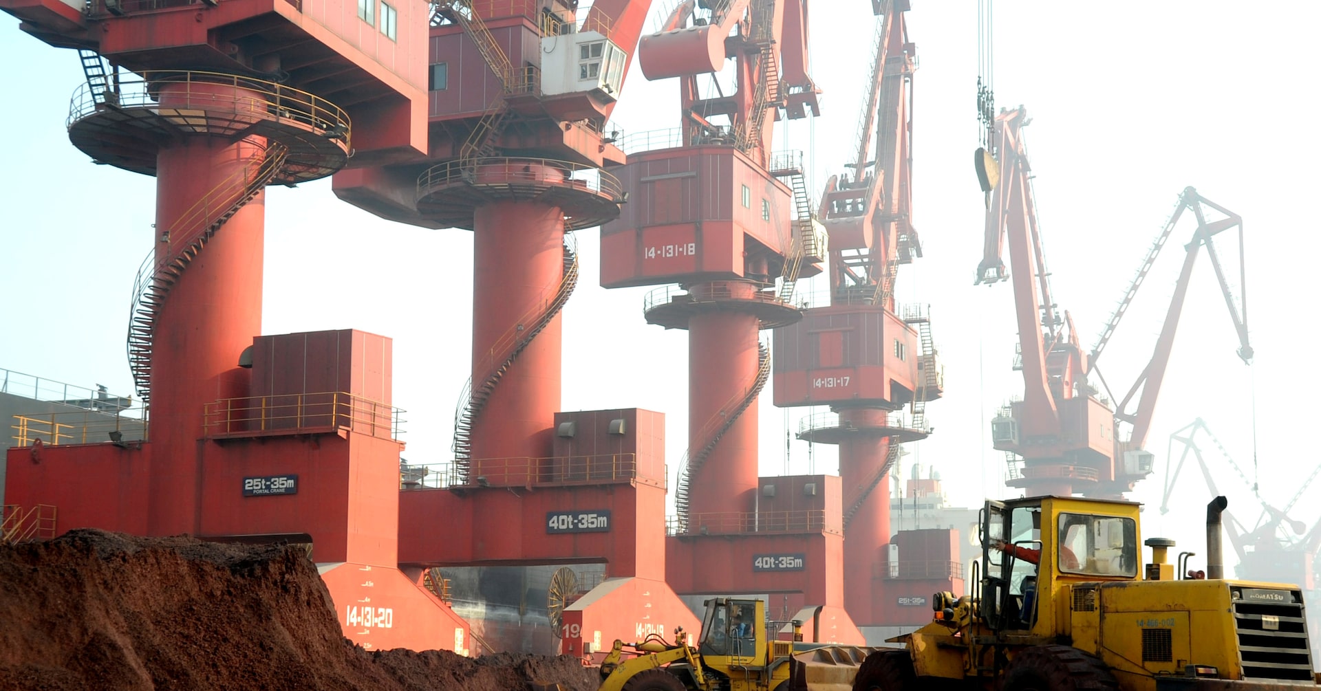 Intforming's tweet card. China dramatically expanded its rare earths export controls on Thursday, adding five new elements and extra scrutiny for semiconductor users as Beijing tightens control over the sector ahead of talks...