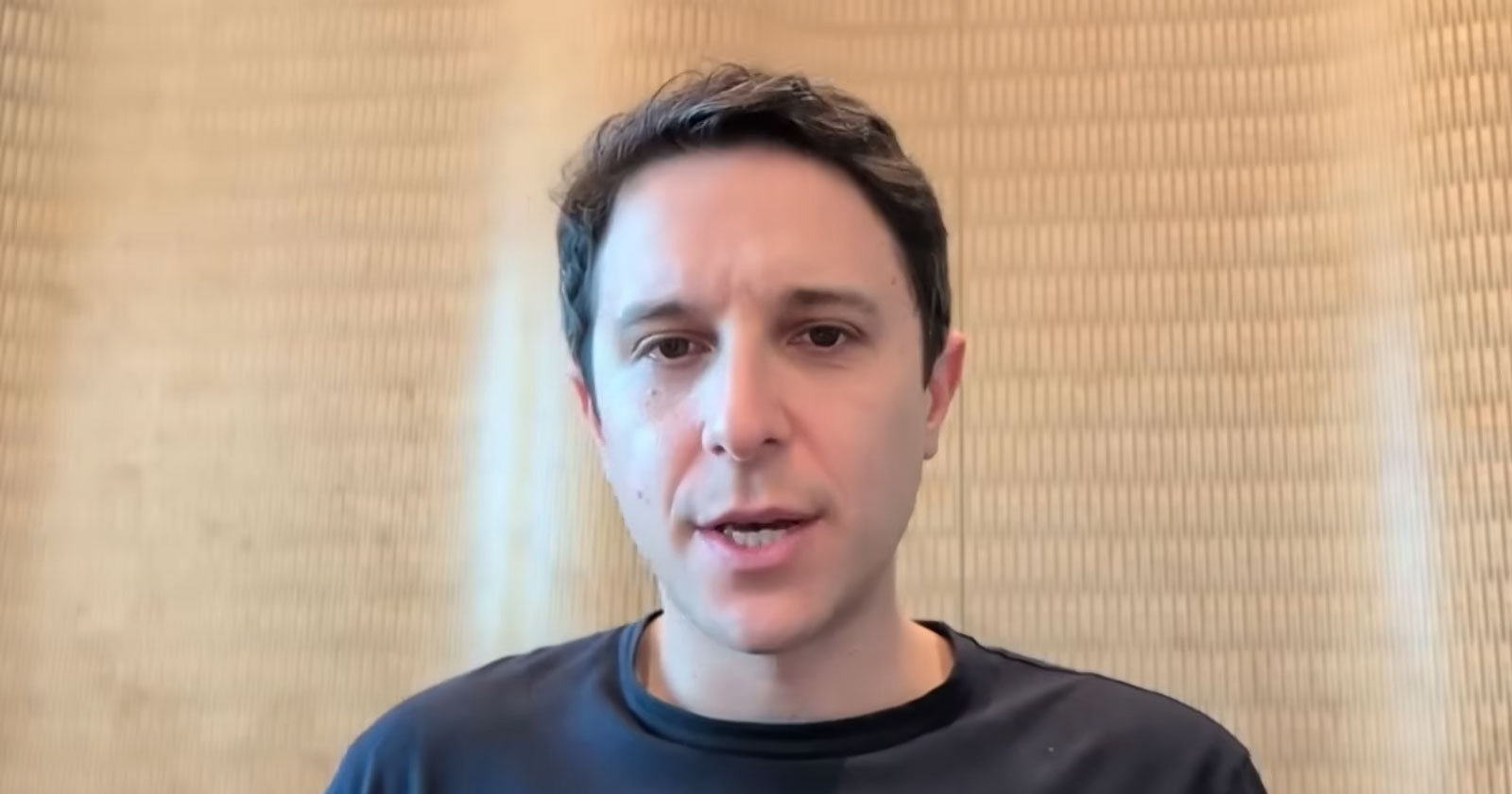 c2caplow's tweet card. Search is converging with multimodal AI. Google's VP of Product explains the three pillars underpinning the next generation of search.