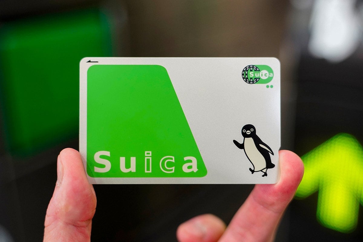sysadgroup's tweet card. JR東日本は11日、「Suica」のイメージキャラクターであるペンギンが2026年度末で卒業し、新たなイメージキャラクターにバトンタッチすると発表した。