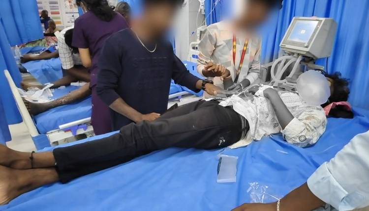 polimernews's tweet card. பாலிடெக்னிக் கல்லூரியில் கத்திக்குத்து