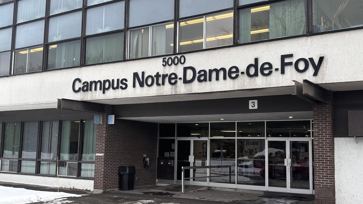 marcantoinec's tweet card. Le Campus Notre-Dame-de-Foy, un établissement d’enseignement collégial privé de Saint-Augustin-de-Desmaures, pourrait devenir un cégep dès la prochaine rentrée.