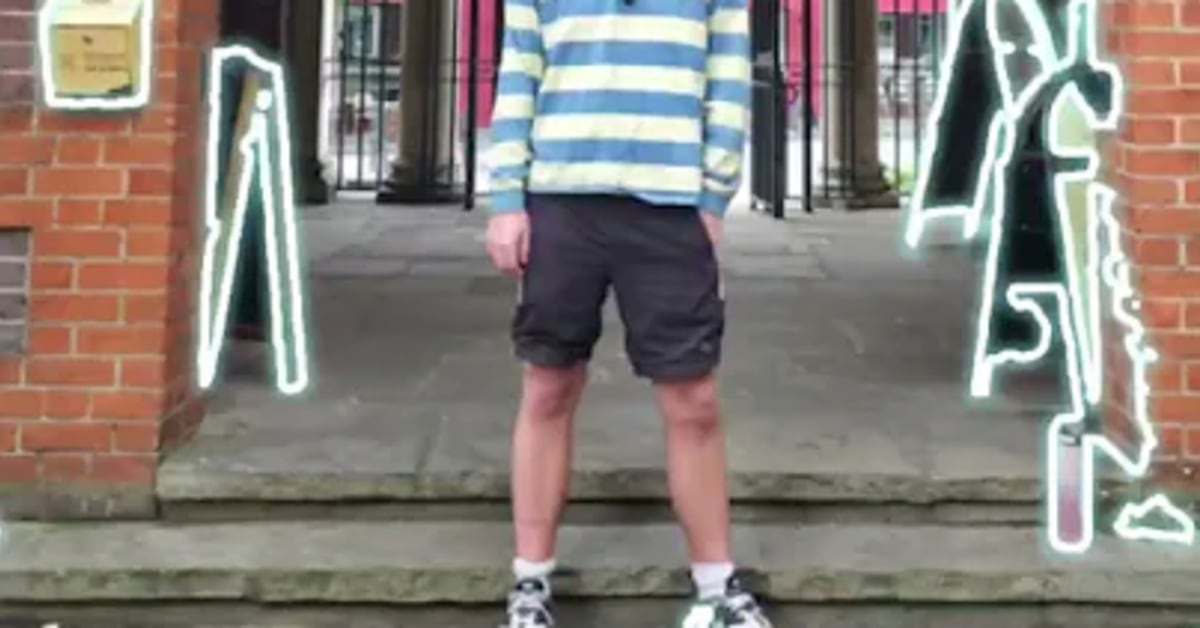 FredSamsung23's tweet card. Galaxy Z Fold7 | Object Eraser