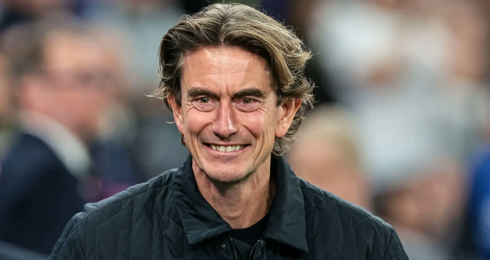 tipsbladet's tweet card. Thomas Frank vil gerne give noget tilbage til Frederiksværk Boldklub, hvor han kommer fra.