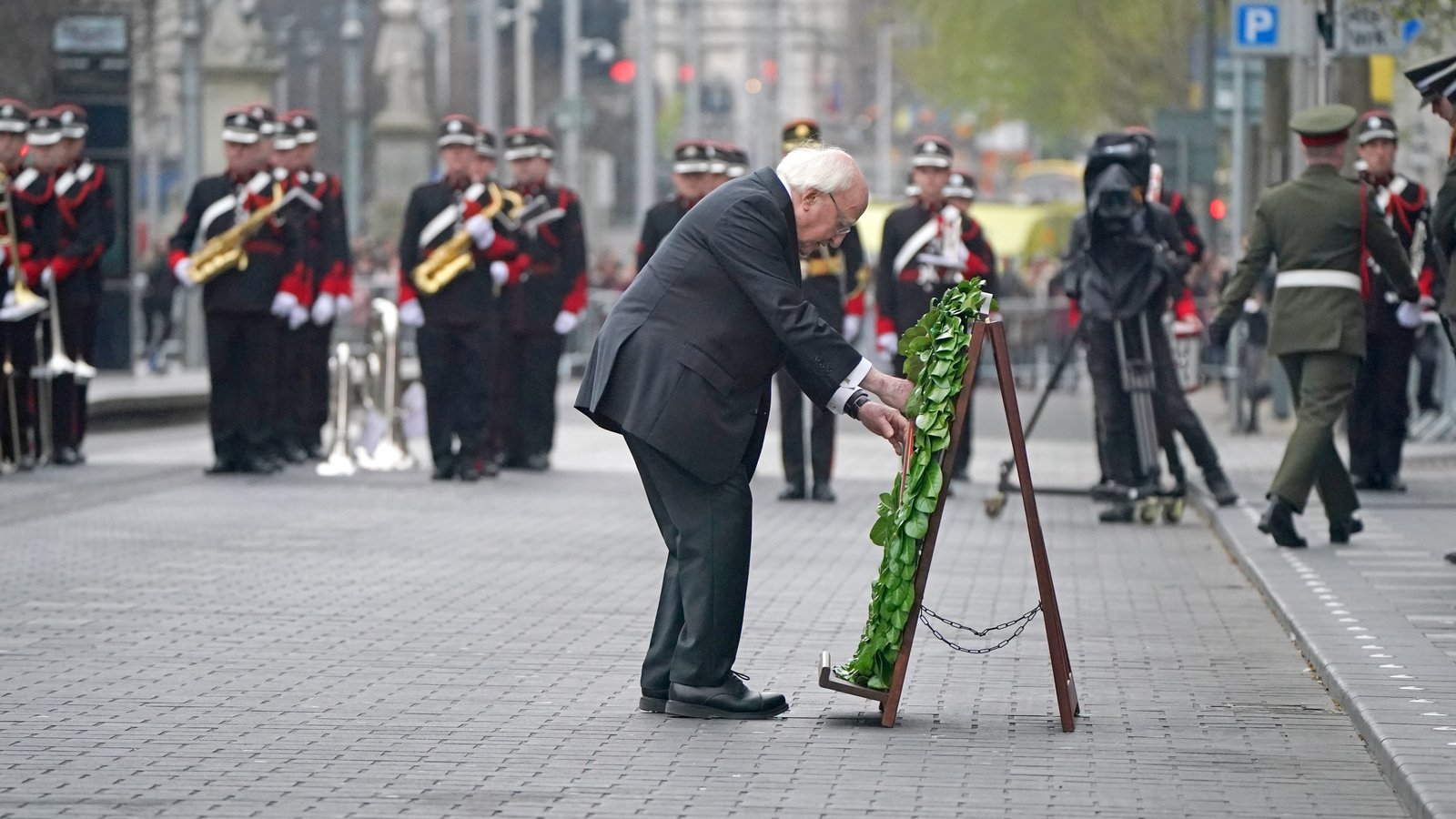 rtenews's tweet card. A ceremony has been held outside the GPO on O'Connell Street in Dublin to commemorate the 1916 Rising.