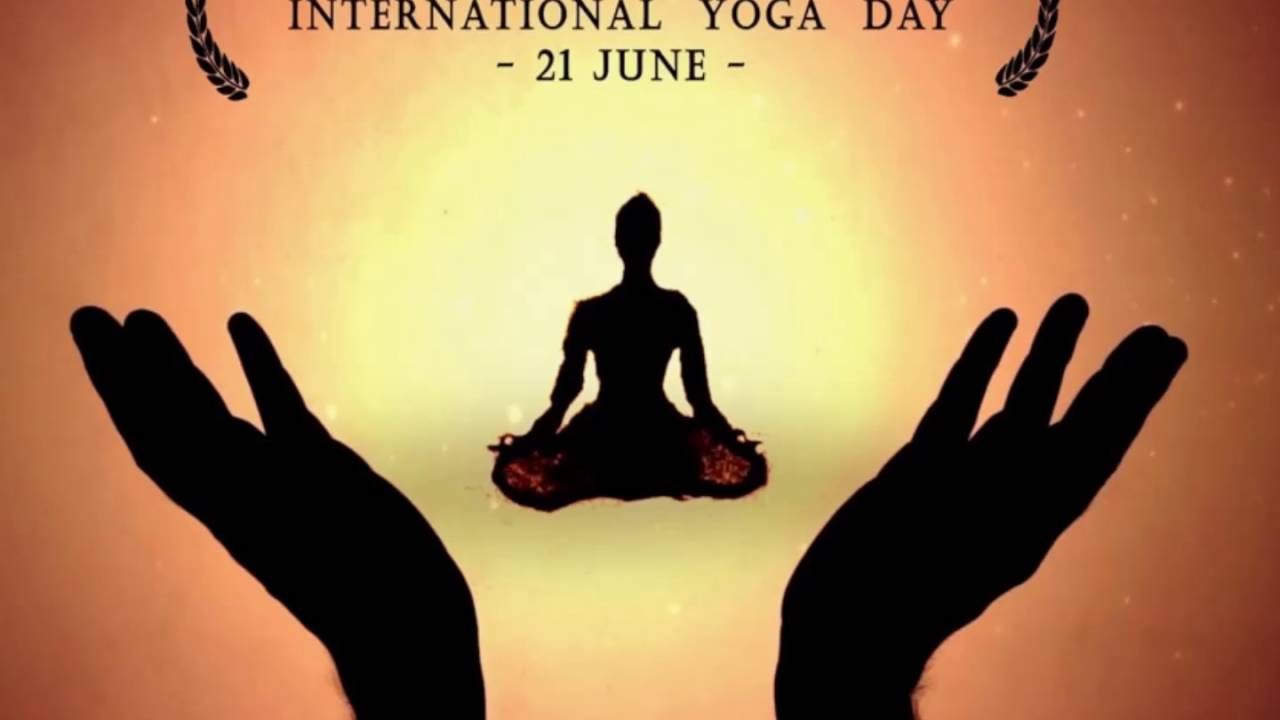 AkashvaniAIR's tweet card. Hon'ble Home Minister Shri Rajnath Singh's message on IYD 2016