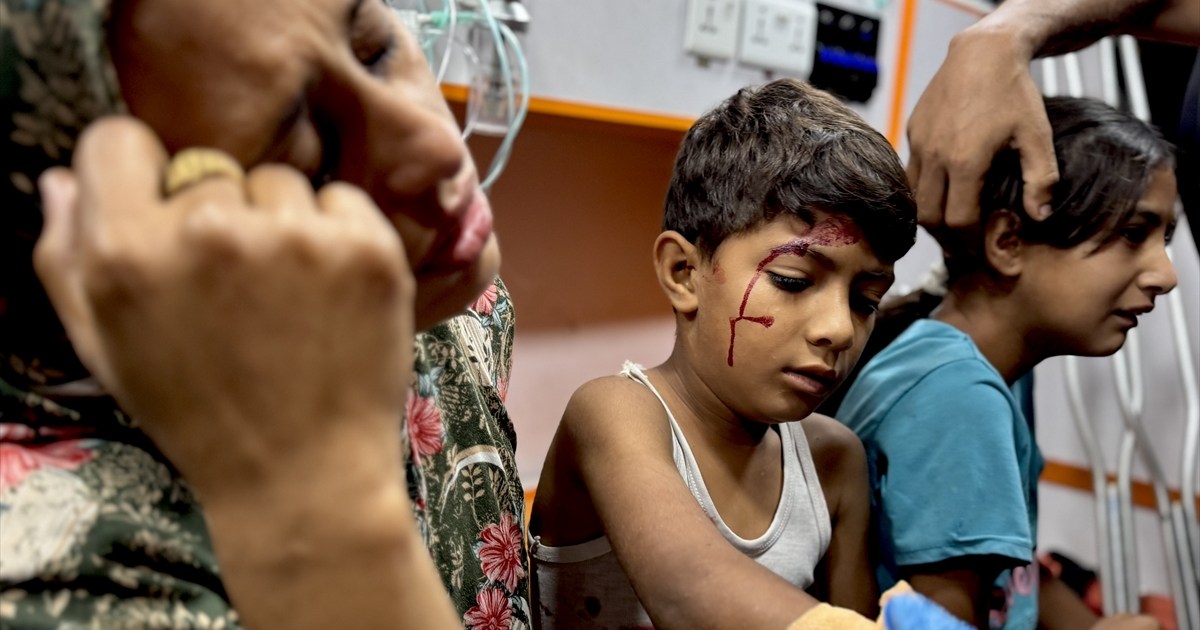 Save_GlobalNews's tweet card. One in five children live in conflict zones and 520 million exposed to war, a record high.