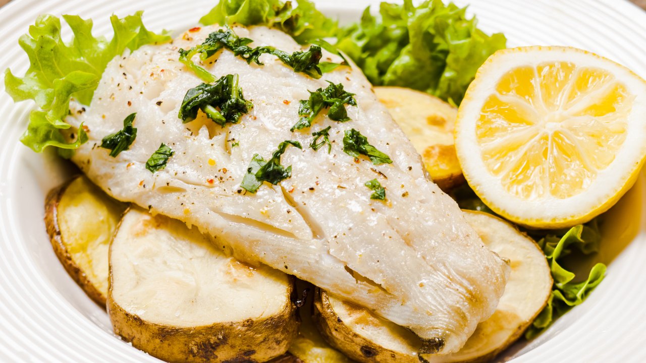 ZaZaRecipes's tweet card. Discover a simple and delicious Air Fryer Cod recipe topped with zesty lemon herb butter for a quick, healthy meal!