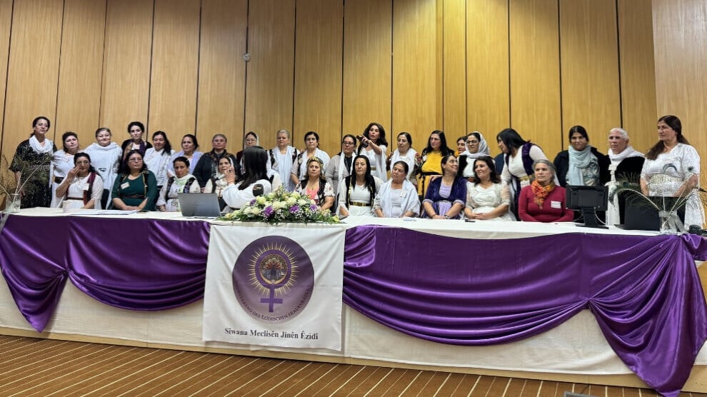 PYD_Rojava's tweet card. SMJÊ di kongreya xwe de li gorî Banga Aştî û Civaka Demokratîk a Rêber Apo xwe jinûve birêxistin kir. Berdevk