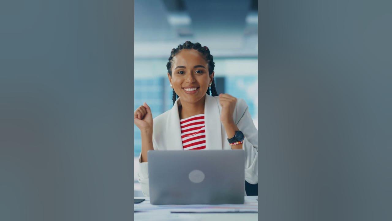 WeWork_FromHome's tweet card. Unlock Your Online Business Potential with Spocket