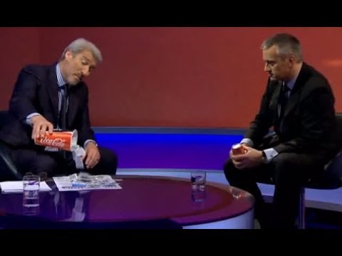 Devinder_Sharma's tweet card. Jeremy Paxmn vs Head of Coke Europe over dozens of teaspoons of sugar...