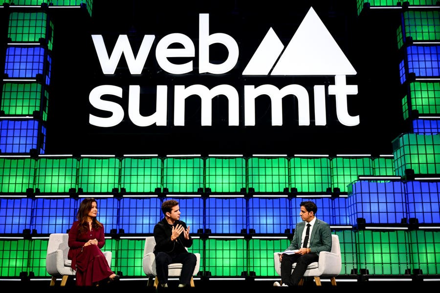 Forbes's tweet card. Insights from the fast-growing startup that scaled from $1 million to $25 million ARR in 10 months by watching real customer behavior instead of what customers said.