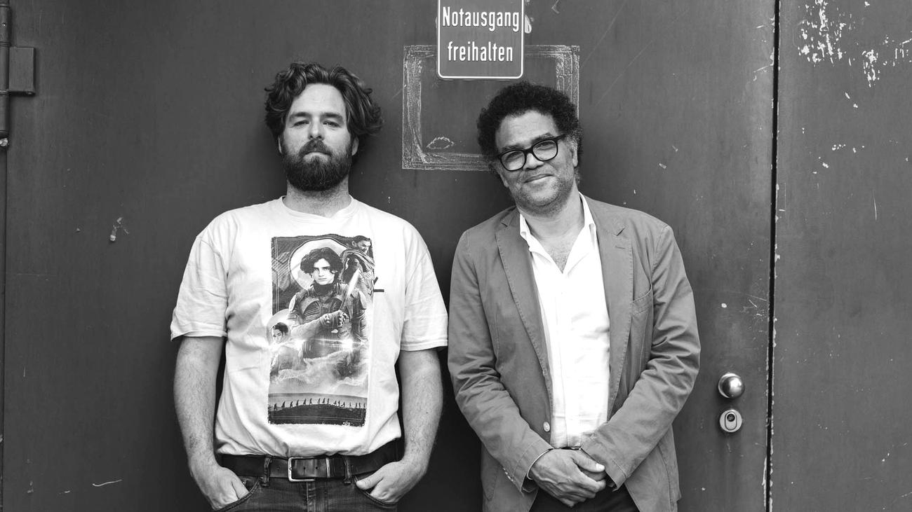 zeitonline's tweet card. Bundespräsident Steinmeier hat ein Buch geschrieben. Wer wissen will, wo Deutschland diskursiv gerade steht, sollte es gelesen haben.