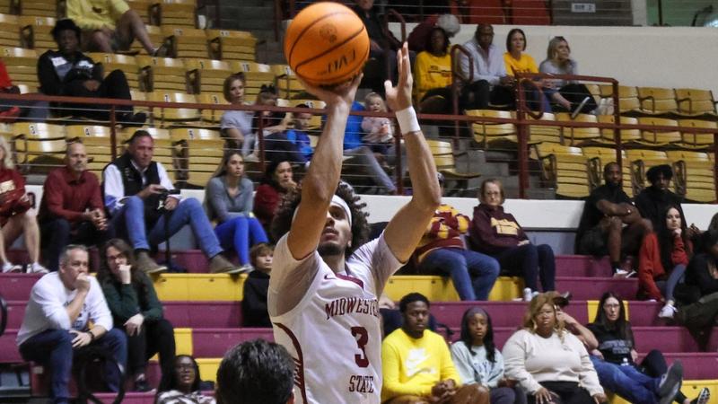 smcollegehoops's tweet card. LAREDO, Texas -- Midwestern State's Mason Gibson needed just 10 field goal attempts to pour in a team-high 21 points as the Mustangs rolled to a 85-72 win over Texas A&M International Saturday...