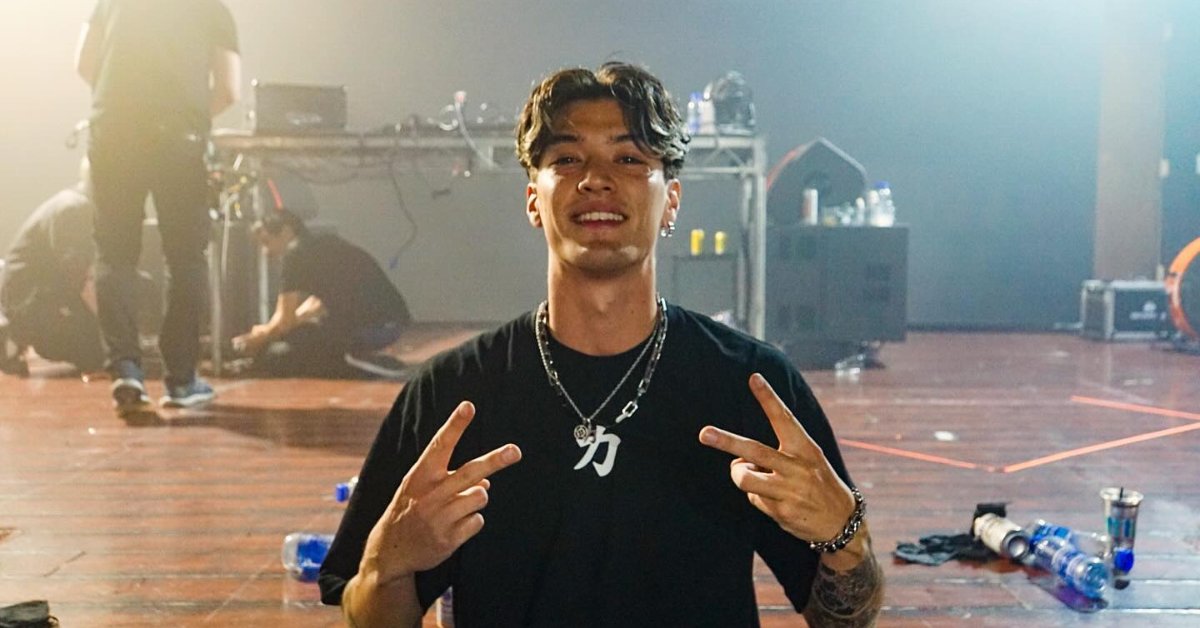 _technoedm_'s tweet card. Explore the revolutionary world of Charlie Sparks, the techno maestro reshaping electronic music with his captivating performances.