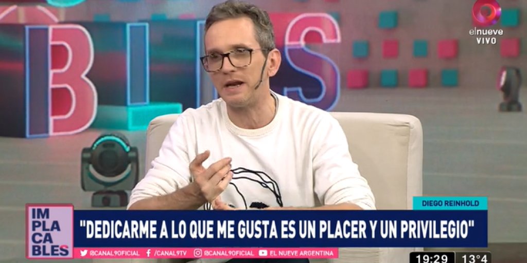 implacablesC9's tweet card. El actor y director contó cómo será el nuevo proyecto infantil con La Pipetuá que estrenará en vacaciones de invierno.