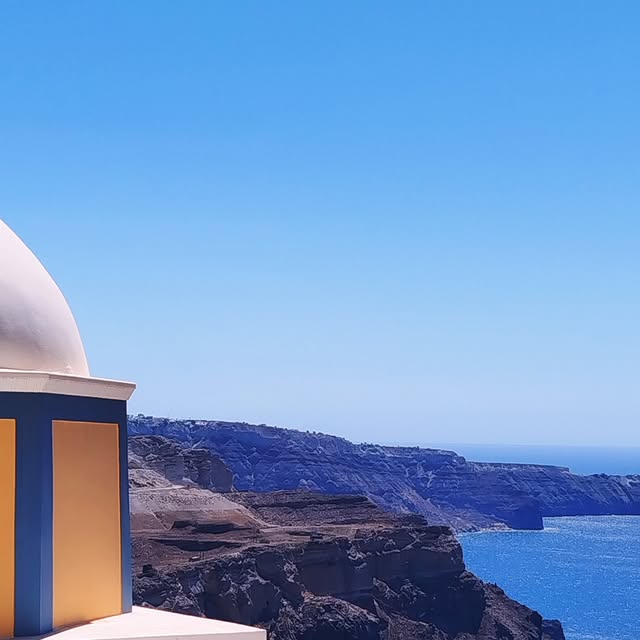 artdem83's tweet card. Artemis Giote 🌹 (@artemisgiote) • Instagram photo