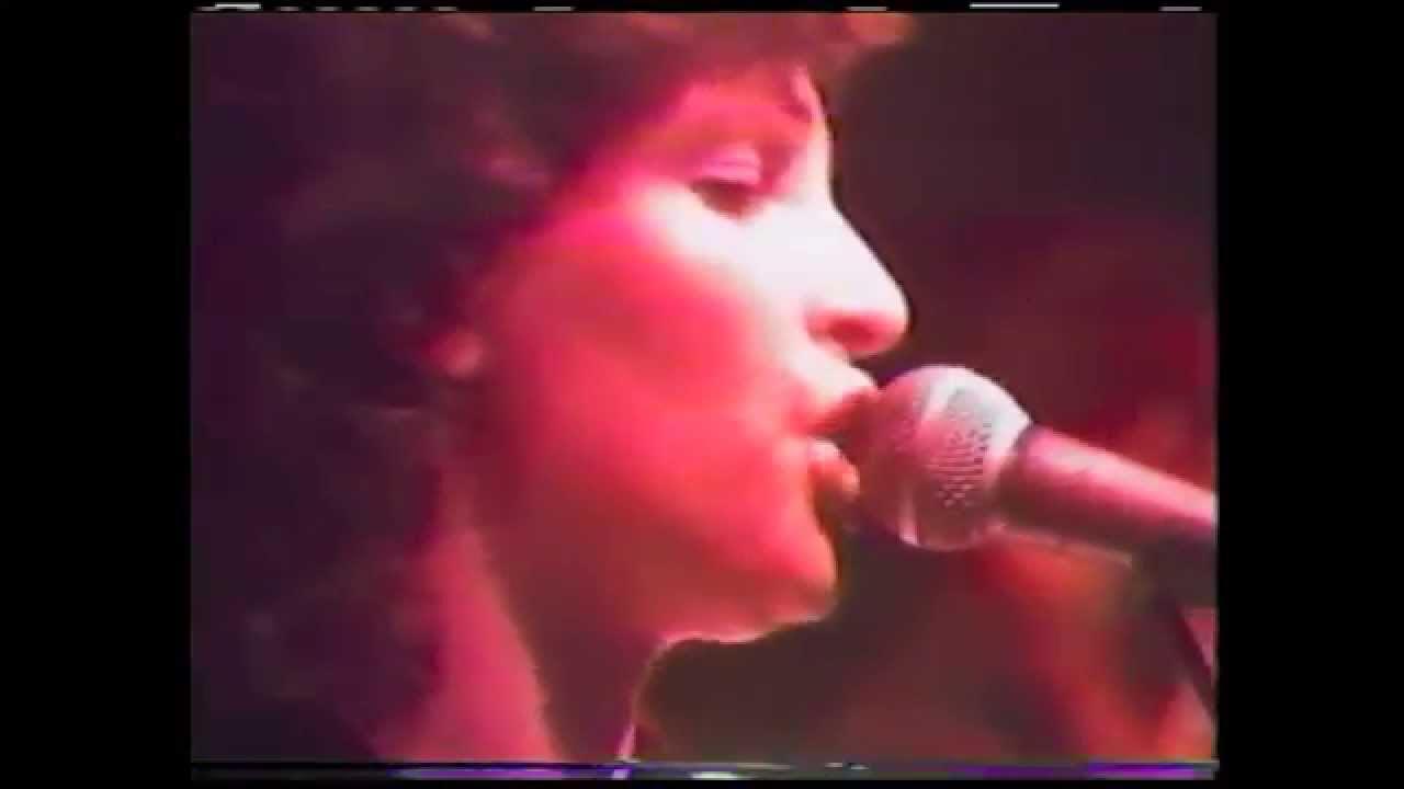 _hdlange's tweet card. Echo Beach Live / Martha and the Muffins