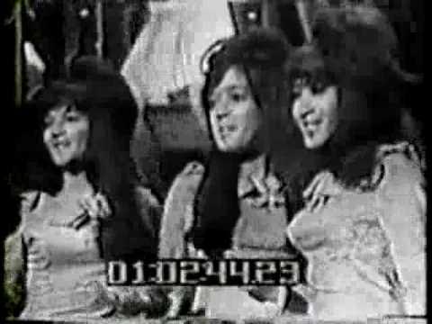 Yo_Sayegh's tweet card. The Ronettes - Be My Baby