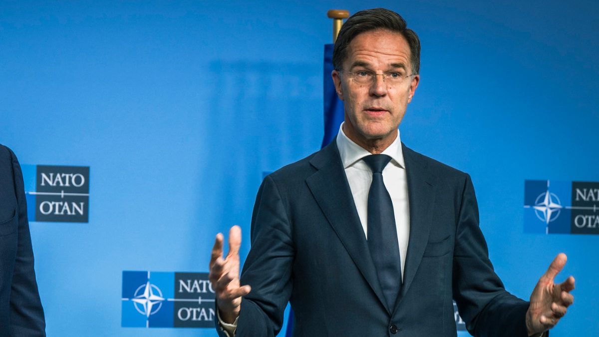 SillySigns1's tweet card. Aachboun zal nog een civiele bodemprocedure tegen Rutte en de NAVO beginnen, omdat ze ‘de rechter hebben beïnvloed’.