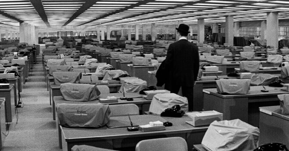 jjvincent's tweet card. The exhortation to “just do things” is in part a response to the specter of automation.