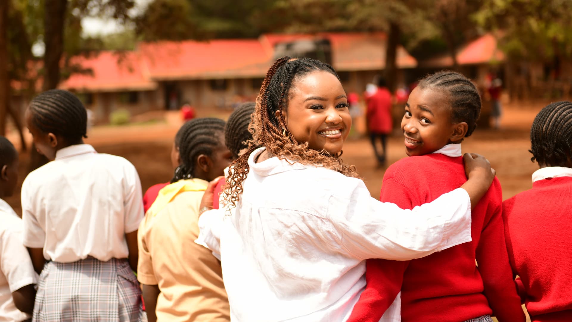 orae_signal's tweet card. Wawira Njiru, founder and CEO of Food4Education, leads a nonprofit feeding 600,000 schoolchildren in Kenya, and has provided over 100 million meals in all.