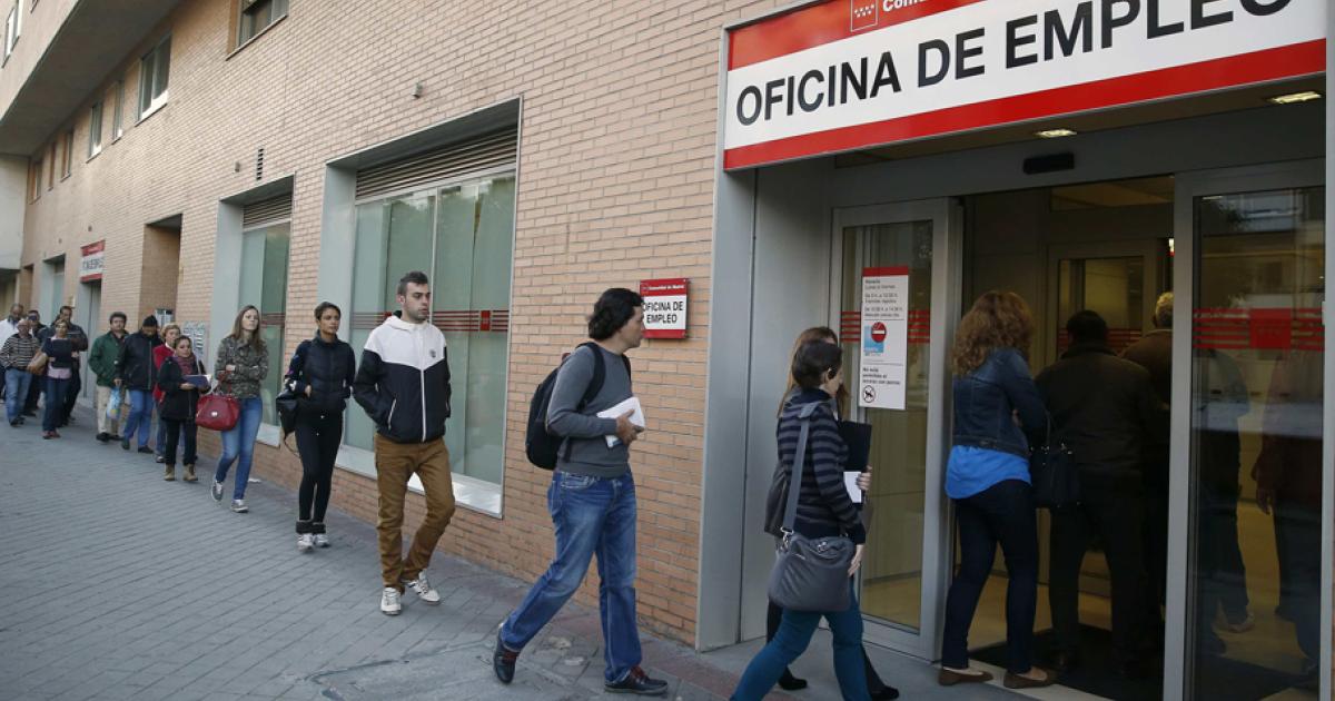 InsiderGrNews's tweet card. Συνολικά, 3,1 εκατ. άνθρωποι ήταν εγγεγραμμένοι ως άνεργοι στα τέλη Δεκεμβρίου στην τέταρτη μεγαλύτερη οικονομία της ευρωζώνης.