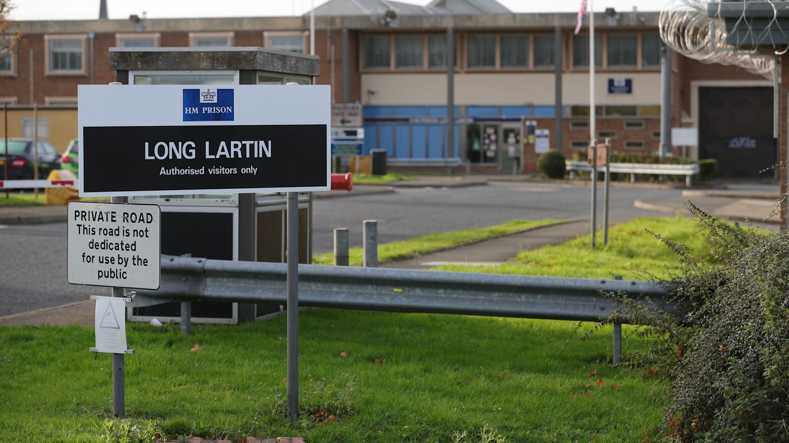 DevonProby's tweet card. The officer was airlifted to hospital with 'serious injuries'. | ITV News Central