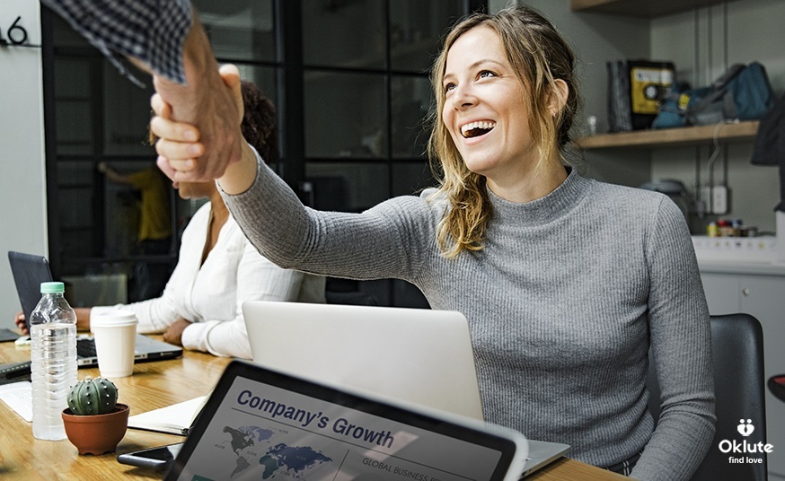 pocofanclub's tweet card. Personal branding strengthens business success by building trust, credibility, and visibility. It highlights values, expertise, and authenticity, setting professionals apart. Beyond products, it’s...