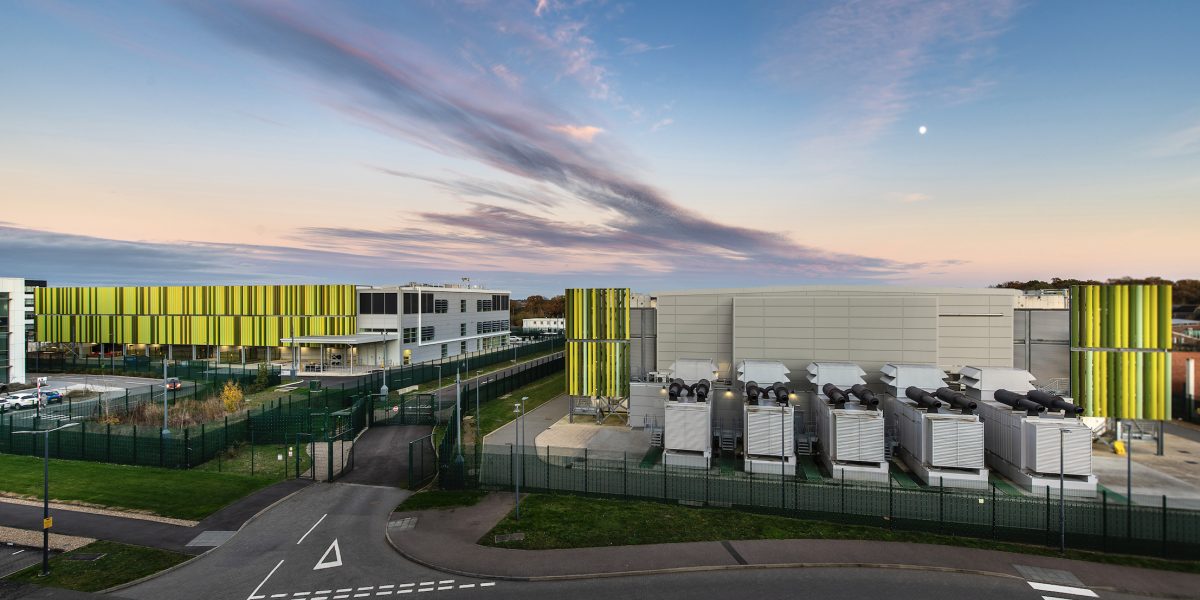 KaoDataDC's tweet card. 20i has chosen Kao Data's state-of-the-art Harlow facility as its new data centre supplier, enhancing service performance, speed, security and reliability for both its customers and infrastructure.