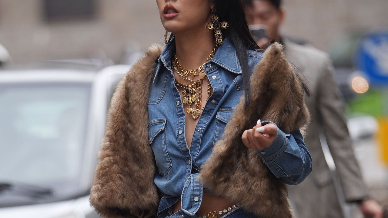 GlamourMagUK's tweet card. The humble wardrobe staple just got a lot cooler.