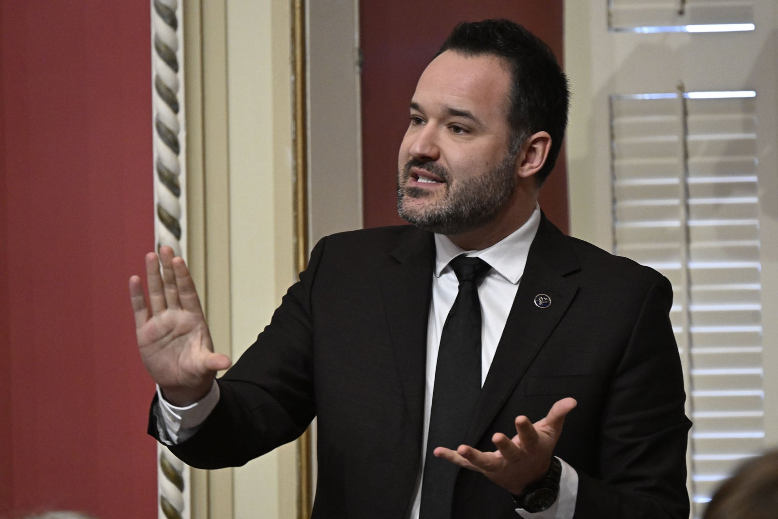 Enfantsparadis's tweet card. La GMAQ, ainsi, estime ne pas faire partie d’un processus de réflexion, contrairement à ce que prétend le ministre.