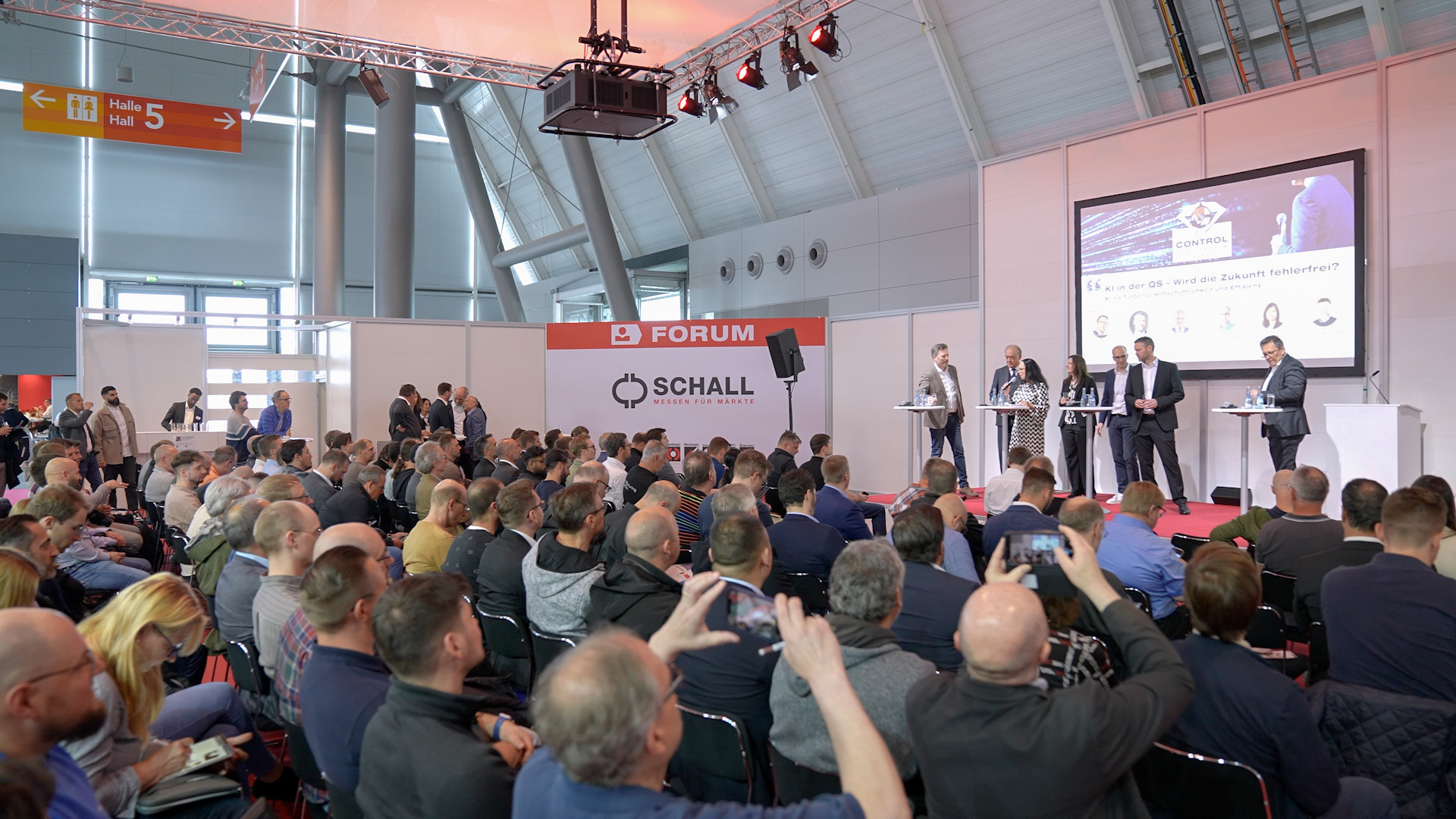 Control_Messe's tweet card. Hohes Besucherinteresse, intensive Fachgespräche und wegweisende Technologie-Neuheiten für mehr Wirtschaftlichkeit und Effizienz bei der Produktherstellung: Die 37. Control, internationale Fachmesse...