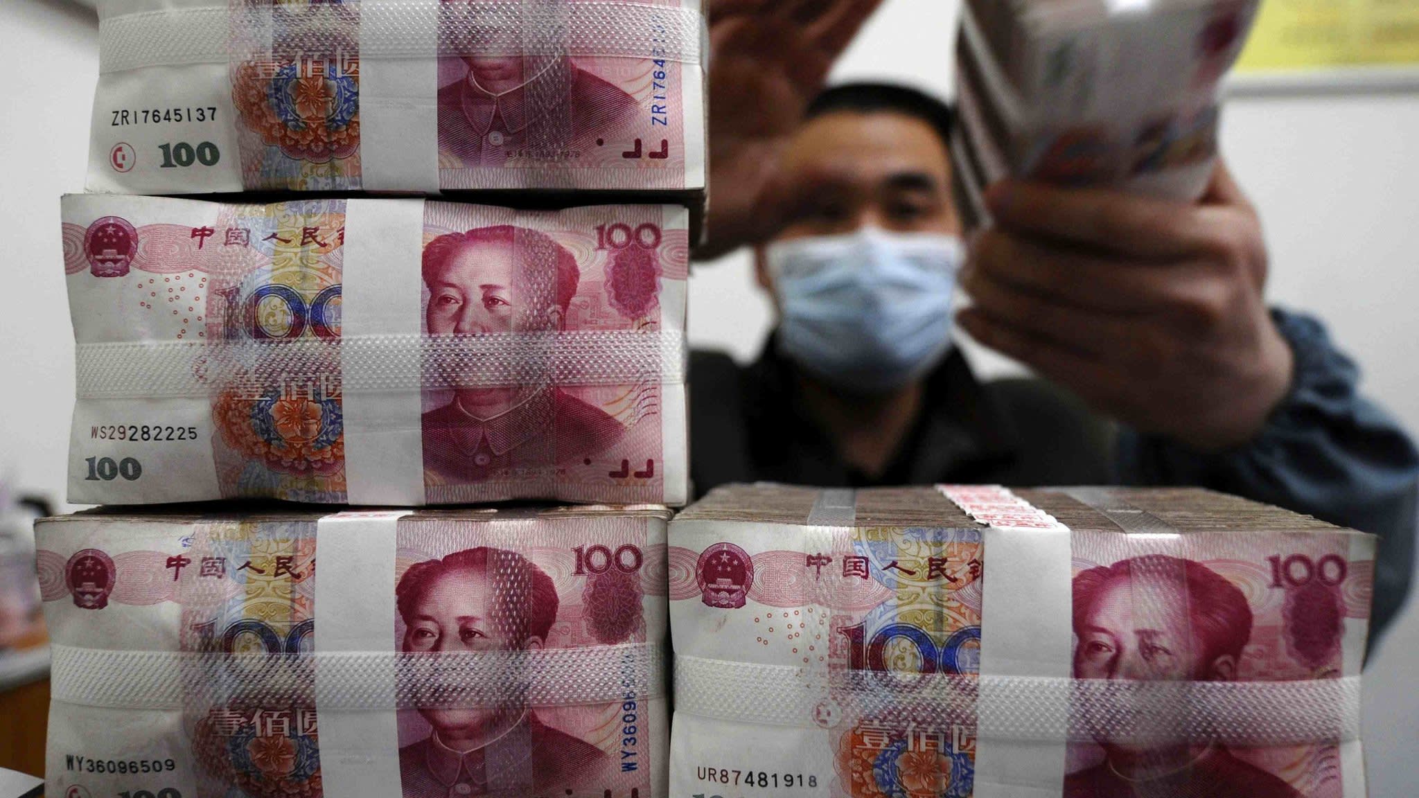 manuavinash's tweet card. A surge in debt due over the next five years could crowd issuers out of market