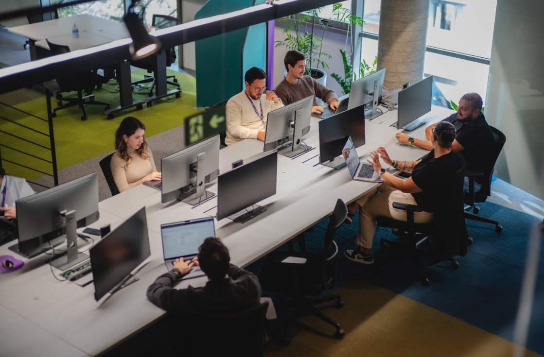 planetclojure's tweet card. From now on, Nubank is looking for talent in Toronto to drive its global journey of technology and innovation