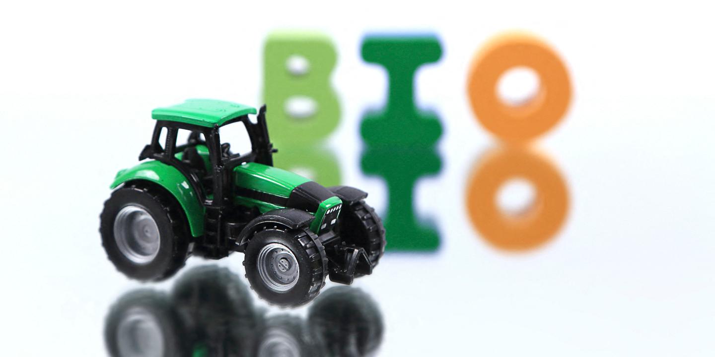 fnab_bio's tweet card. TRIBUNE. Alors que l’Assemblée nationale s’apprête à débattre du projet de loi d’orientation agricole, un collectif initié par Philippe Camburet, président de la Fédération nationale d’agriculture...