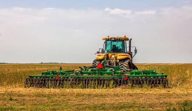 Trackabout's tweet card. United Cooperative uses TrackAbout to streamline asset tracking, ensure regulatory compliance, and improve operational efficiency, reducing errors and enhancing productivity across multiple locations.