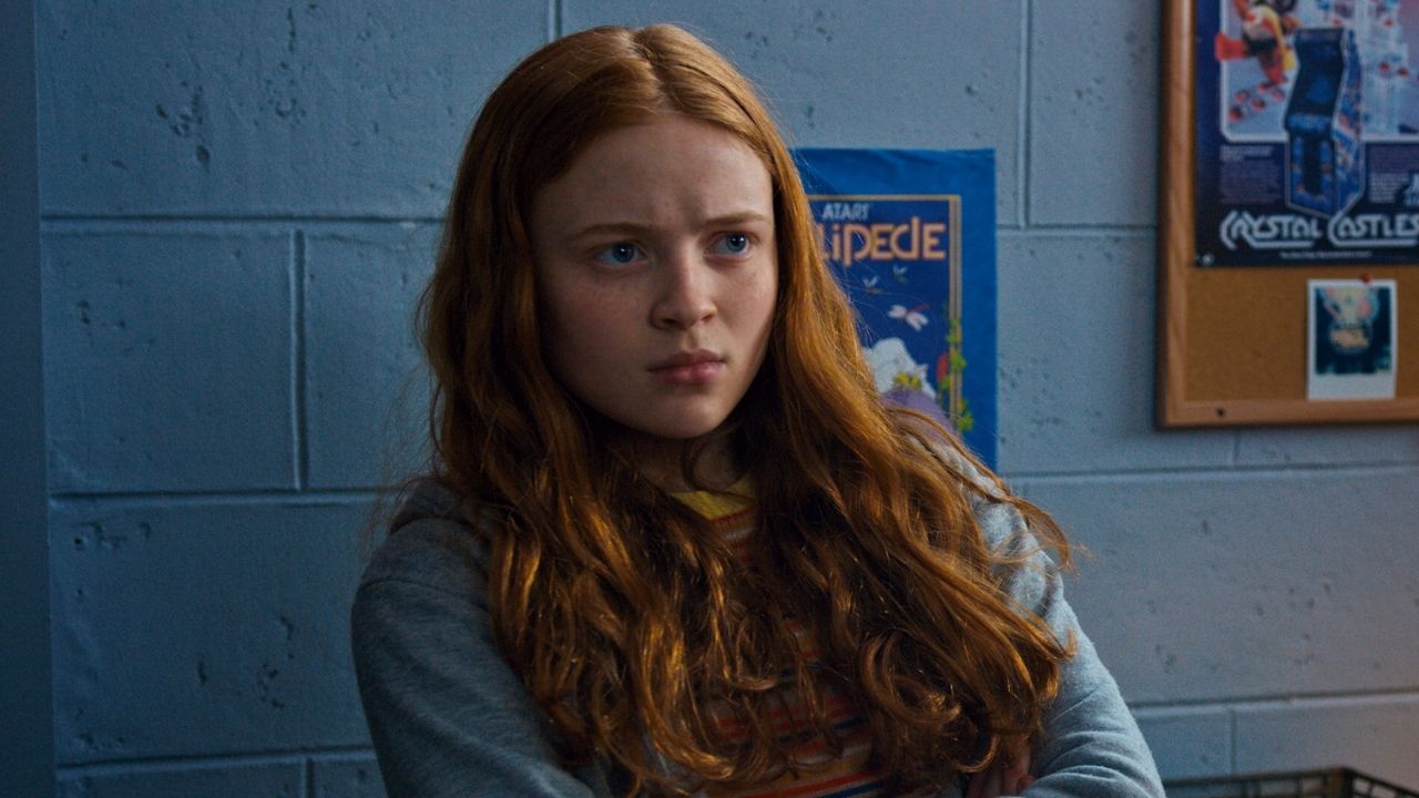 Ei_Nerd's tweet card. A atriz Sadie Sink, conhecida por interpretar Max Mayfield em Stranger Things, deve integrar o elenco de Vingadores: Guerras Secretas.