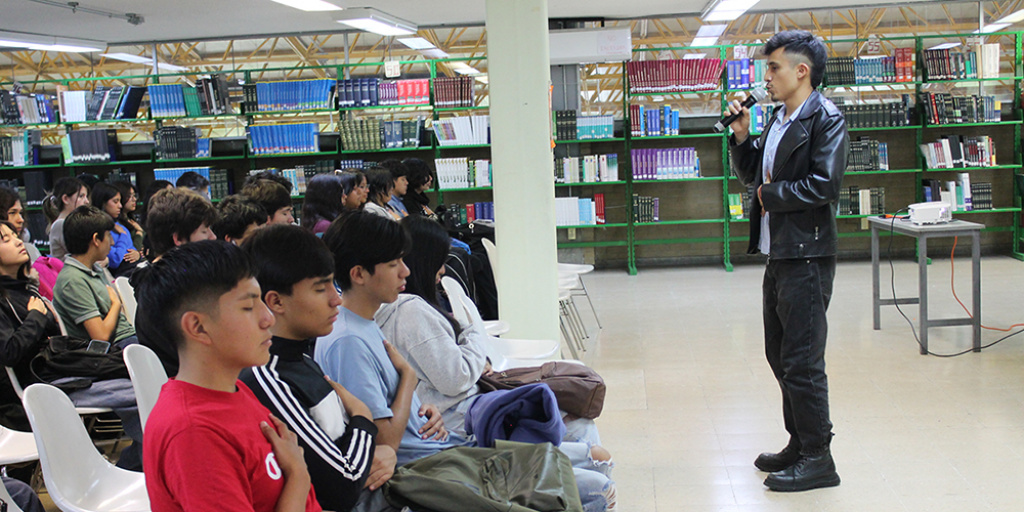 CCHUNAM's tweet card. En el marco de Octubre Mes de los Cuidados, la Comisión Interna para la Igualdad de Género (CInIG) del plantel Azcapotzalco organizó una serie de actividades (talleres, charlas, concursos, activida