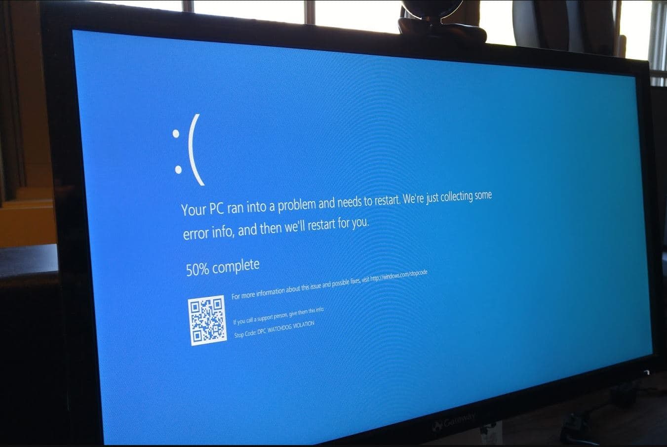 techaithreads's tweet card. What causes the Blue Screen of Death on Windows 11? Hardware issues, faulty drivers, and corrupted system files are just some of the causes.