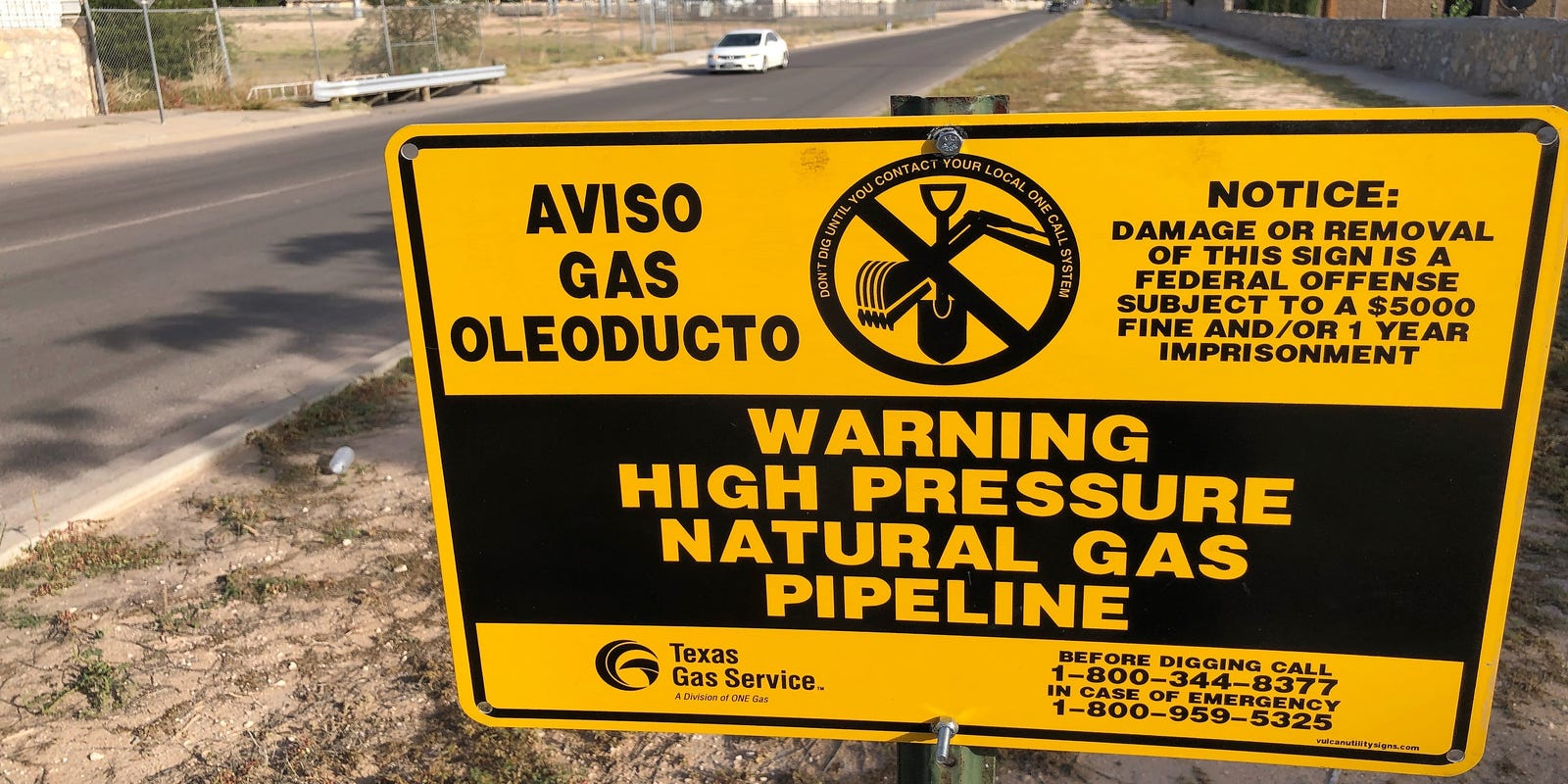 CesarJBlanco's tweet card. The El Paso City Council denied Texas Gas Service’s rate hike, citing fairness concerns; the final decision now rests with the Railroad Commission.